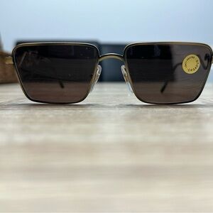 Vintage Moschino by Persol m26 135 52-16. Women’s sunglasses. Brand new.